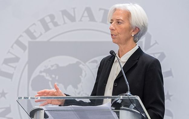 Кристин Лагард временно сложила с себя полномочия директора-распорядителя Международного валютного фонда в связи с выдвижением ее кандидатуры на пост главы Европейского центробанка.