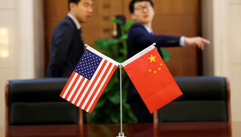 Власти США и КНР вновь приступили к переговорам с целью урегулирования торговых разногласий между странами.