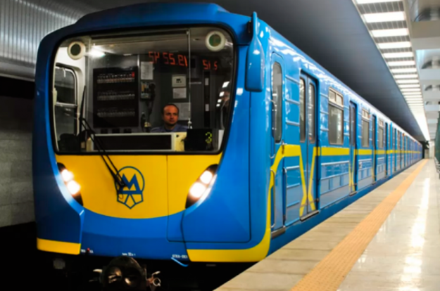 Европейский банк реконструкции и развития рассматривает решение об открытии кредитной линии «Киевскому метрополитену» на приобретение вагонов для новой линии на Виноградарь, сообщает ЭП.