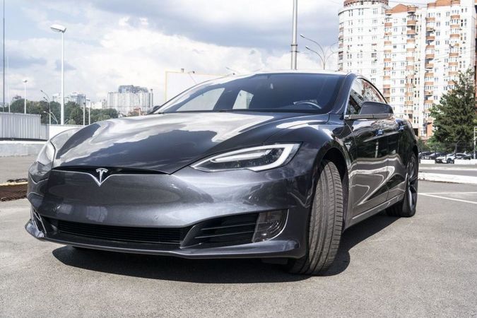В июне в Украине было зарегистрировано 1238 легковых и LCV (легких коммерческих) авто с электродвигателем.