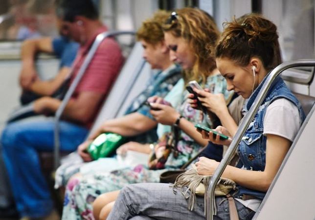 Мобильные операторы Киевстар, Vodafone и lifecell завершили тендер по поиску подрядчика для строительства 4G в Киевском метрополитене.