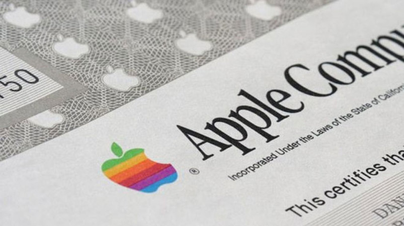 «Українська біржа» включила до біржового списку за категорією позалістингові цінні папери акції Apple з тікером «AAPL».