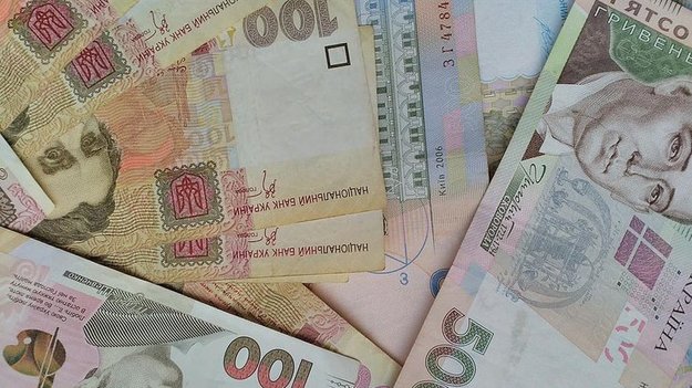 Задолженность предприятий по выплате заработной платы в Украине в июне 2019 года увеличилась по сравнению с маем на 5,1% и на 1 июля этого года составила 2,857 миллиарда гривен.