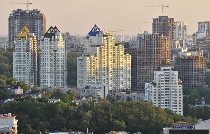 В июле по сравнению с июнем предложение на вторичном рынке недвижимости в Киеве снизилось на 4,4% до 12 603 квартир.