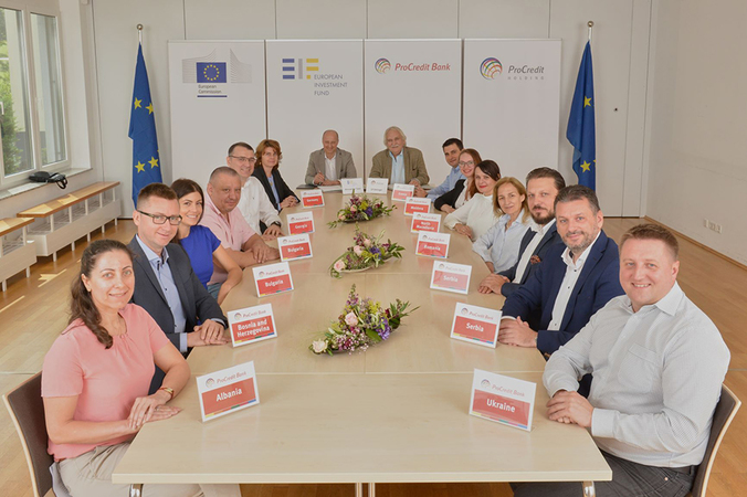 Прокредит Банк предлагает украинским предприятиям финансирование на долгий срок по сниженным процентным ставкам или на льготных условиях покрытия залогом.