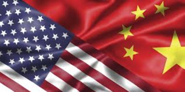 26 августа цены на нефть эталонных марок демонстрируют снижение в связи с новым обострением торгового конфликта между США и Китаем.