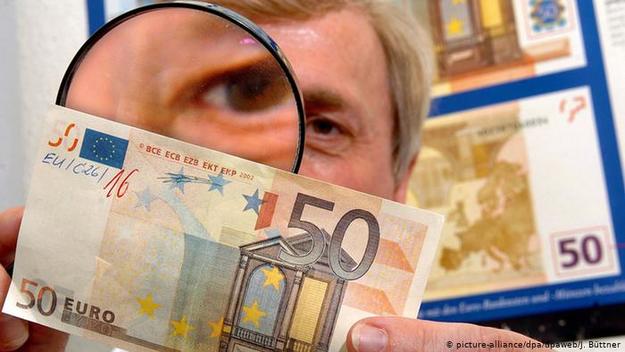 Перевірити євро, фальсифікація, справжні гроші, банкнота