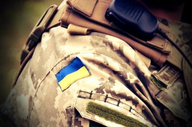 В Украине могут отменить военный сбор.