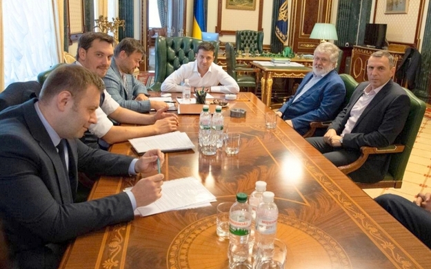 Прем'єр-міністр Олексій Гончарук заявив, що влада шукає «компроміс» з мільярдером-олігархом Ігорем Коломойським в справі Приватбанку.