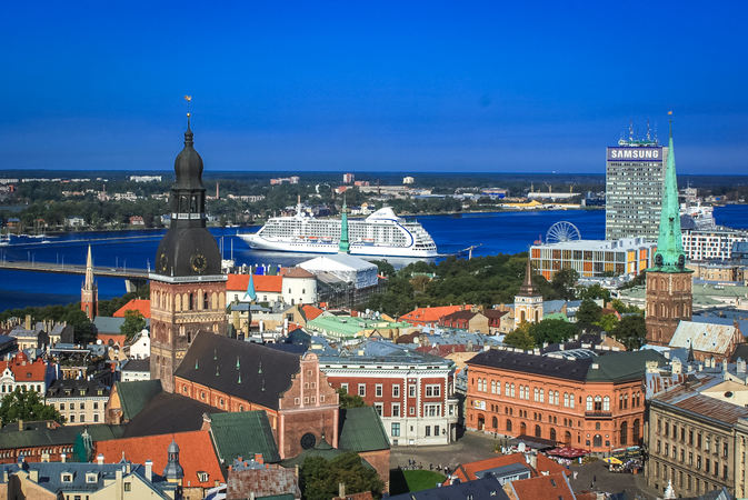 С 2021 года посещающие Ригу туристы будут платить пошлину, которая пойдет на финансирование развития латвийской столицы и ее популяризации за рубежом.