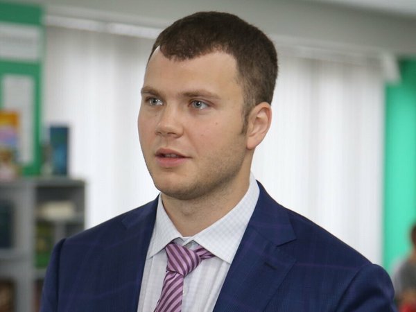 Новий міністр інфраструктури України Владислав Криклій назвав абсурдною ідею будівництва Hyperloop в Україні.