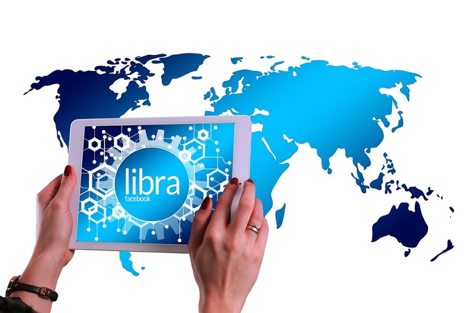 Компания Facebook сообщила, что ее криптовалюта Libra будет поддерживаться рядом валют для обеспечения стабильности.