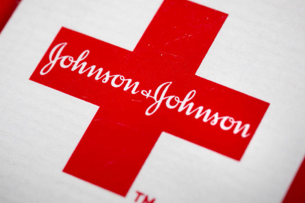 Суд Филадельфии обязал компанию Johnson & Johnson (J&J) выплатить Николасу Мюррею (26 лет) $8 млрд из-за побочного эффекта действия лекарства.