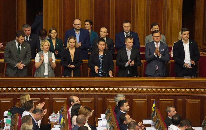 Верховная Рада назначила новый состав Кабмина в конце августа, и первые 50 дней работы правительства – повод подвести предварительные итоги.