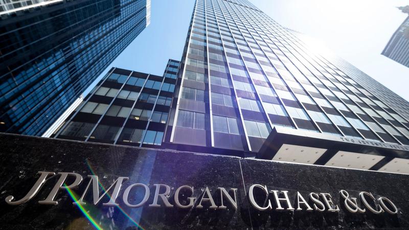 Аналітики американського фінансового холдингу JP Morgan поліпшили оцінку курсу гривні до кінця 2019 року до 25 гривень за долар.