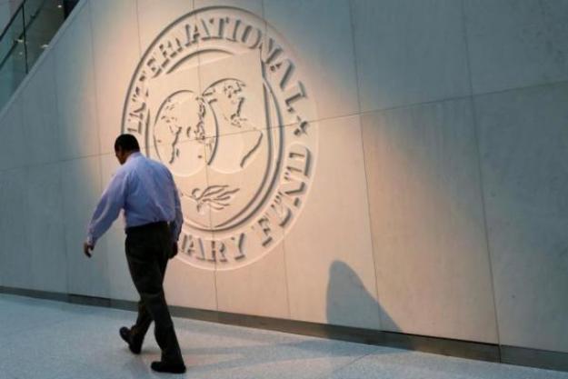У МВФ занепокоєні тим, що президент Володимир Зеленський не відшкодує мільярди доларів імовірно розграбованих банків.