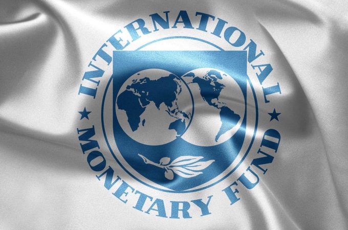 МВФ пересмотрел прогноз по инфляции с 8,7% до 8% к концу текущего года и сохранил на 2020 год — 5,9%.