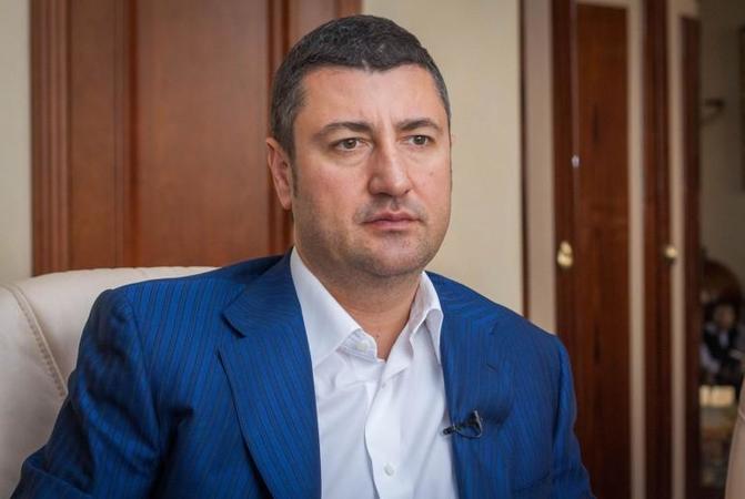 Власник агрохолдингів Укрлендфармінг і Авангард, а також двох банків, доведених до банкрутства, Олег Бахматюк винен Україні 29,3 млрд грн.
