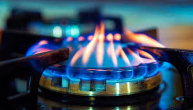 Кабмин планирует утвердить страховую цену на газ для населения в размере около 7000 гривен за тысячу кубометров (с НДС и без учета транспортировки) с 1 января 2020 года.