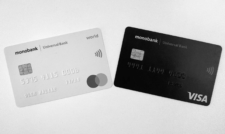 monobank анонсував випуск білої картки.