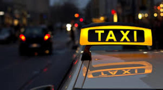 У Києві запустили перший в країні мобільний додаток Taximer, яке порівнює ціни і сервіс різних столичних служб таксі.