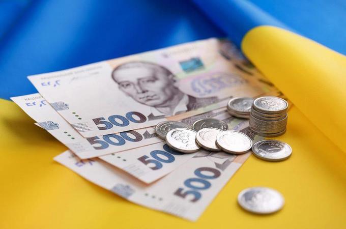 Держбюджет України за січень-листопад 2019 року виконаний з дефіцитом в розмірі 34,860 мільярда гривень, що в 190 разів вище дефіциту за аналогічний період минулого року в розмірі 184 мільйони гривень.