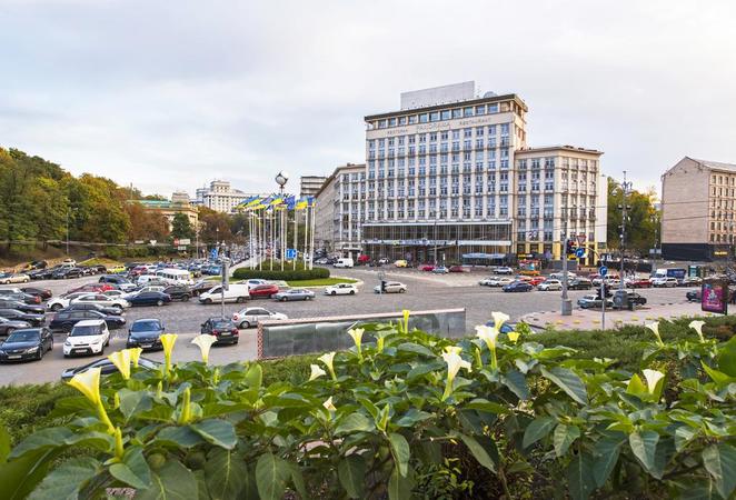 Фонд держмайна України навесні виставить на аукціон готель «Дніпро» в центрі Києва.