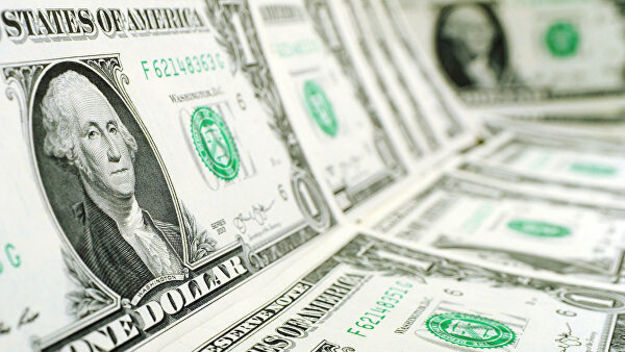 К закрытию межбанка американский доллар в покупке подорожал на 11 копеек, в продаже — на 12 копеек.