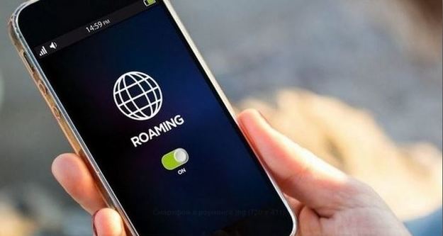 Три мобільні оператори України зробили безкоштовними дзвінки у роумінгу на телефони гарячих ліній держустанов України.