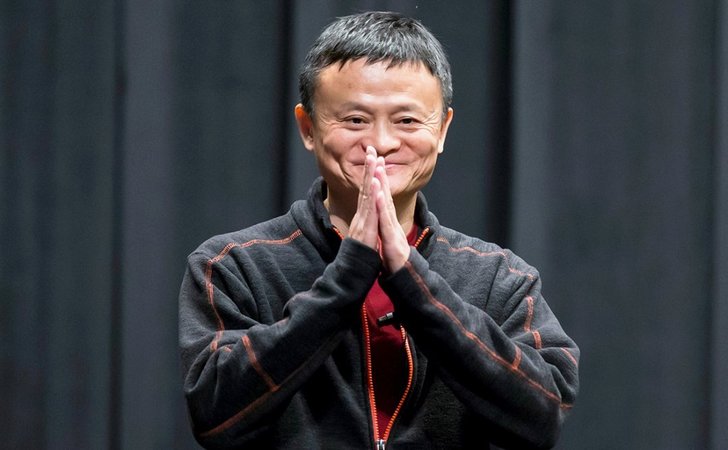 Засновник Alibaba Джек Ма передав в США 1 млн масок і близько 500 тисяч наборів тестом для виявлення коронавірусу.