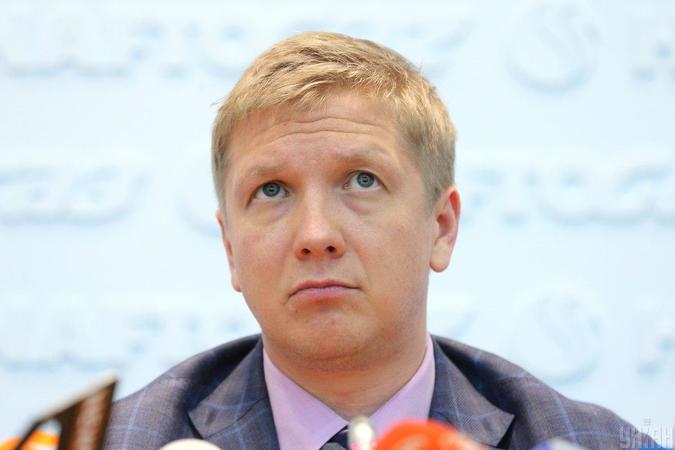 По условиям нового контракта, зарплата председателя правления Национальной акционерной компании «Нафтогаз» Андрея Коболева уменьшена более чем вдвое.