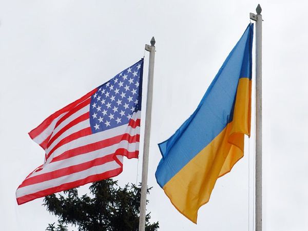 США виділять Україні медичну та гуманітарну допомогу у розмірі понад $1,2 млн для протидії коронавірусу.