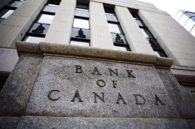 Для підтримки економіки на тлі викликаної коронавірусом кризи, банк Канади знизив облікову ставку другий раз за місяць до рівня 0,25%.