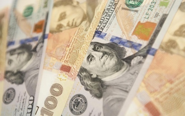 Национальный банк Украины  установил на 3 апреля 2020 официальный курс гривны на уровне  27,5962 грн/$.