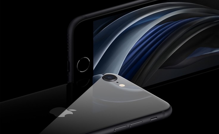 15 апреля компания Apple представила ожидаемого преемника оригинального iPhone SE, который вышел в 2016 году.