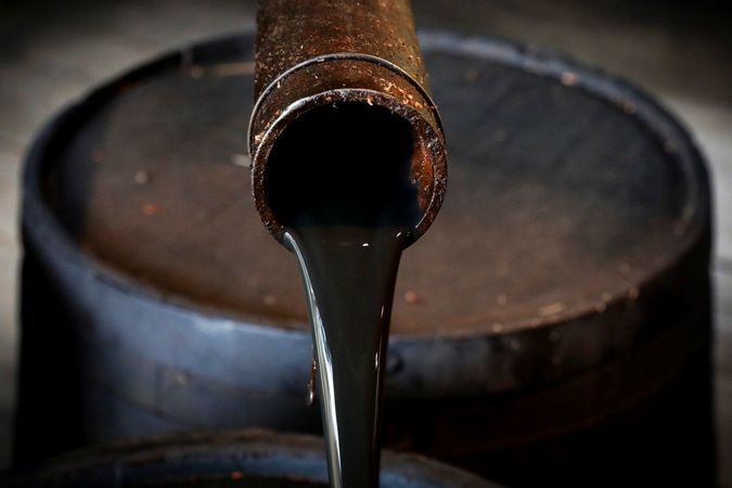 Организация стран-экспортеров нефти (ОПЭК) прогнозирует, что цена нефти во второй половине 2020 года будет колебаться возле $40 за баррель.
