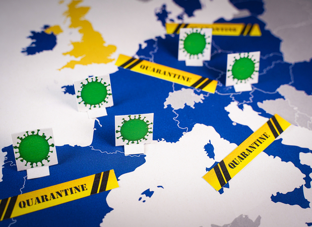 Еврокомиссия предложила продлить ограничения на въезд в страны Евросоюза, введенные из-за пандемии коронавируса, до 15 июня.