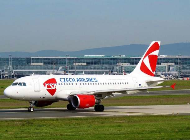 Czech Airlines, Wizz Аir и Lufthansa заявили о решении возобновить рейсы из Украины уже с конца мая — начала июня.