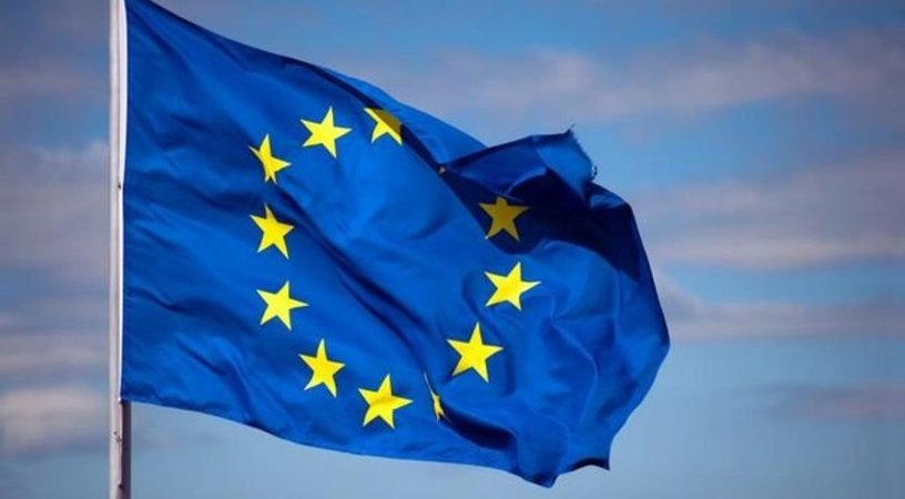 Франция призвала ЕС приостановить свои строгие бюджетные правила для стран-членов на этот и следующий год из-за серьезного удара по экономике во время пандемии коронавируса.
