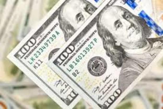 К закрытию межбанка американский доллар в покупке подорожал на 13 копеек, а в продаже на 14 копеек.