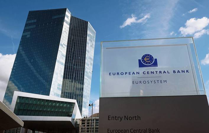 Европейский центральный банк (ЕЦБ) по итогам заседания в четверг принял решение увеличить объем экстренной программы выкупа активов Pandemic Emergency Purchase Programme (PEPP) на 600 млрд евро.