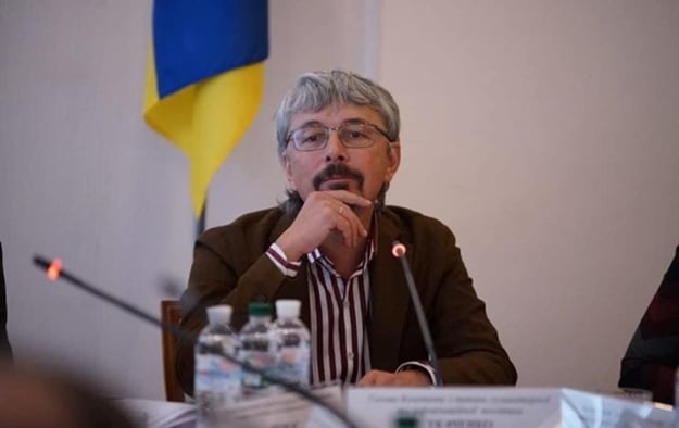 Міністр культури і інформаційної політики Олександр Ткаченко звернувся до уряду з проханням повернути з держбюджету Мінкульту 2 мільярди гривень, перерозподілені на інші потреби.
