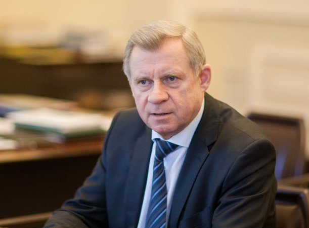 Финансовый комитет ВР поддержал проект постановления об оценке деятельности главы НБУ Якова Смолия и рекомендовал Раде принять документ.