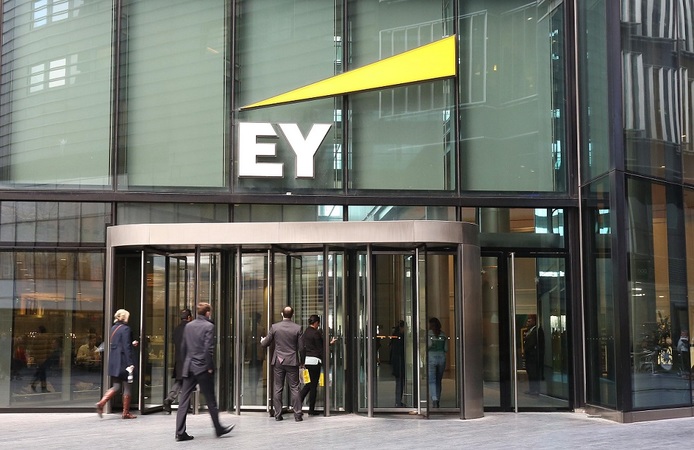 Входящая в «большую четверку» аудиторских компаний британская Ernst & Young (EY) объявила о запуске приложения для уплаты налогов с криптовалютных операций.