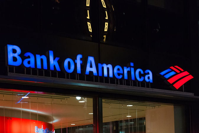 Bank of America знизив рейтинги українських цінних паперів через втручання комітету Верховної Ради у діяльність Нацбанку.