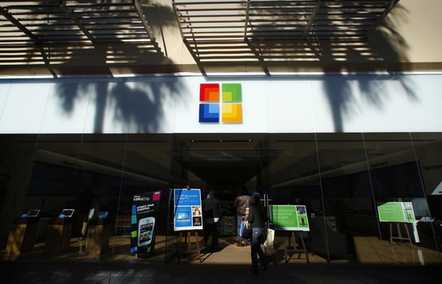 Microsoft оголосила, що назавжди закриє свої 83 магазину Microsoft Store.