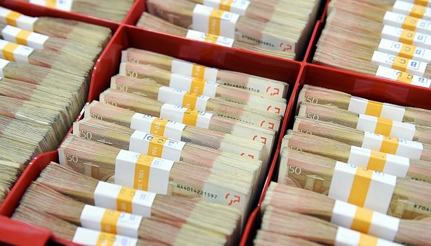 Остаток средств на едином казначейском счете (ЕКС) в июне увеличился на 84,3% в 2,3 раза — с 32,489 млрд гривен (на 1 июня) до 75,701 млрд гривен (на 1 июля).