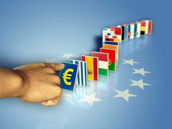 Экономике Евросоюза в этом году грозит глубокая рецессия из-за пандемии коронавируса, несмотря на быстрые и всеобъемлющие меры как на уровне ЕС, так и на национальном уровне.