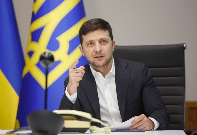 Президент Владимир Зеленский считает украинские предприятия «недополучили миллионы и закрылись» из-за курс гривны, который оставался в последнее время в стране.