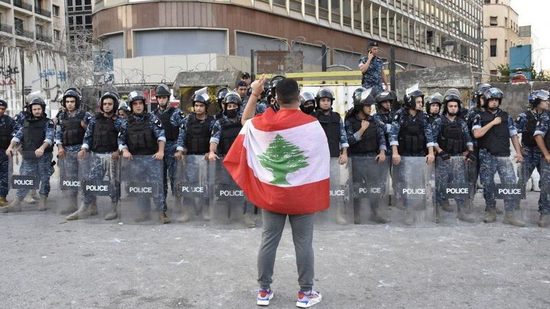 В марте этого года премьер-министр Ливана Хассан Диаб заявил о неспособности страны выплатить долги по евробондам и страна объявила дефолт.